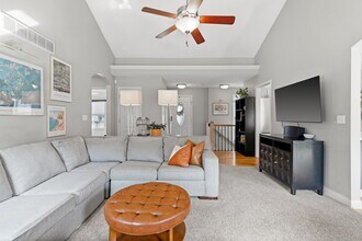 5100 Wood Shire Dr in Columbia, MO - Building Photo - Building Photo