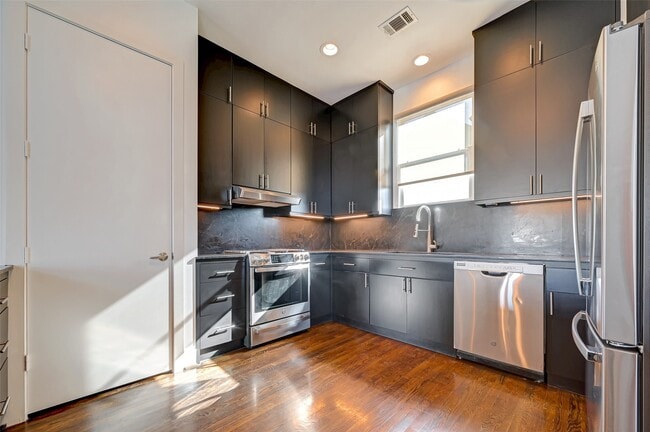 property at 5342 Darling St