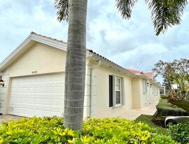8405 Quito Pl in Wellington, FL - Building Photo