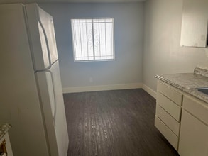 1112 N Fisher St in Fresno, CA - Building Photo - Building Photo