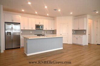 8357 Luan Wy in Elk Grove, CA - Building Photo - Building Photo