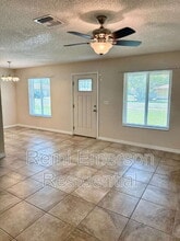 162 Landmark St in Deltona, FL - Building Photo - Building Photo