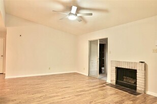 12603 Ashford Meadow Dr in Houston, TX - Building Photo