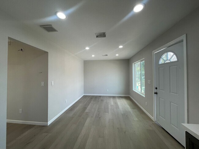 818 Delmas Ave in San Jose, CA - Building Photo - Building Photo