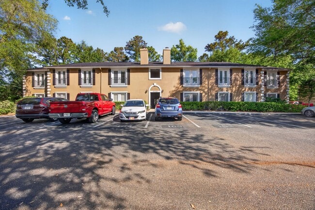 property at 13727 Richmond Park Dr