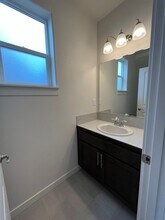 1683 Dotie Dr in Springfield, OR - Building Photo - Building Photo