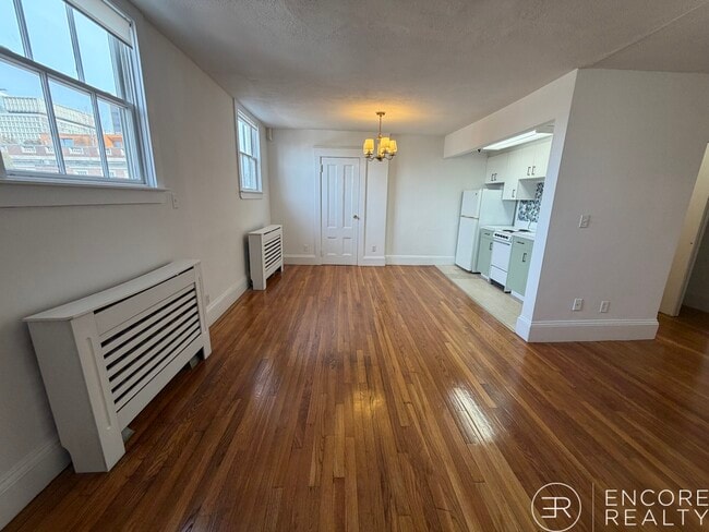 24 Mt Vernon St, Unit 500 in Boston, MA - Building Photo - Building Photo