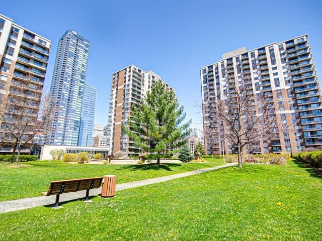 property at 1200 Saint-Jacques Rue