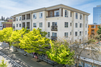 Belle Arts Apartments in Bellevue, WA - Building Photo - Building Photo