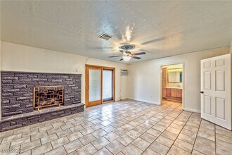 113 Cedar St in Henderson, NV - Building Photo - Building Photo