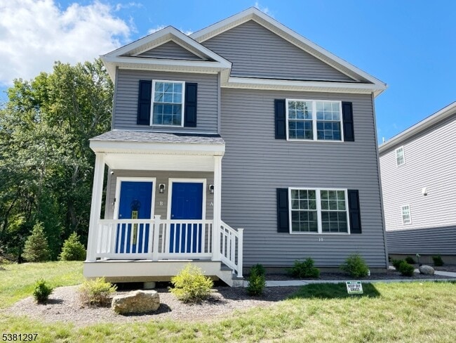 10 Ryerson Rd in Hopatcong, NJ - Building Photo - Building Photo