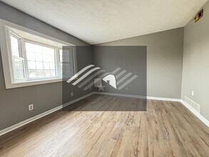 1173 Navaho Dr in Lebanon, OH - Building Photo - Building Photo