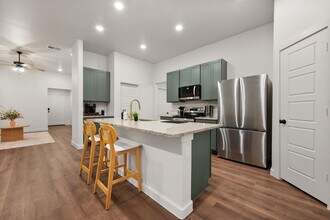 2163 Langford Ave in Lubbock, TX - Building Photo - Building Photo