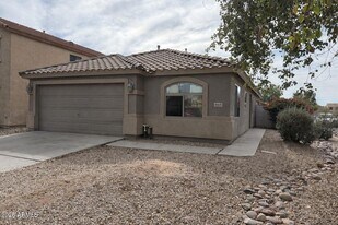 41415 W Hopper Dr in Maricopa, AZ - Building Photo