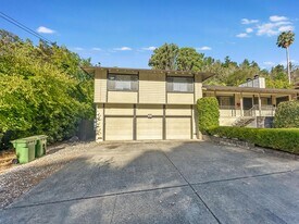 53 Elizabeth Way in San Rafael, CA - Building Photo