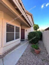 3214 E Brookwood Ct in Phoenix, AZ - Building Photo - Building Photo