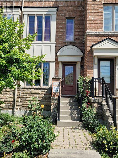property at 18 Belanger Cres