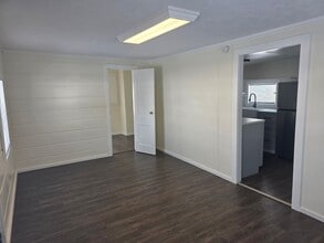 107 EMS W30 Ln in North Webster, IN - Building Photo - Building Photo