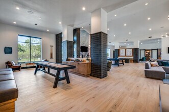 Jefferson Lakehaven in Grand Prairie, TX - Building Photo - Building Photo