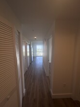 340 SE 3rd St, Unit A2 in Dania Beach, FL - Building Photo - Building Photo