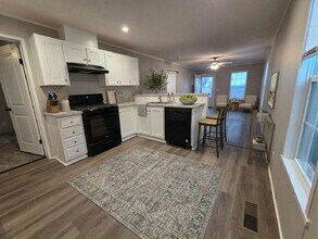 198 Bluejay Ln in Madison, WI - Building Photo - Building Photo