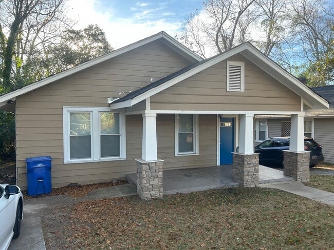 property at 1506 Charlton St