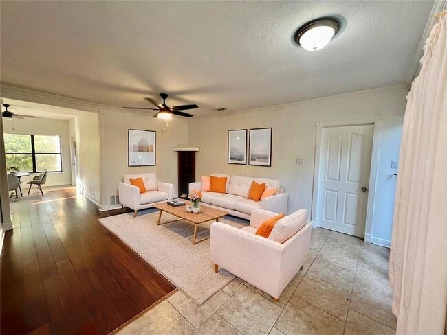 15106 Mettle Dr in Austin, TX - Building Photo - Building Photo