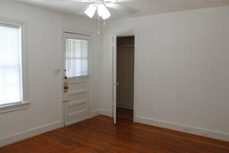 229 Neyland St in Houston, TX - Building Photo - Building Photo