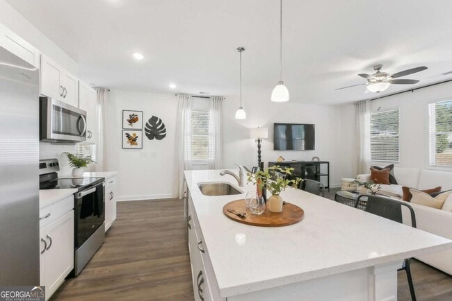 4501 Denton Dr in Douglasville, GA - Building Photo - Building Photo