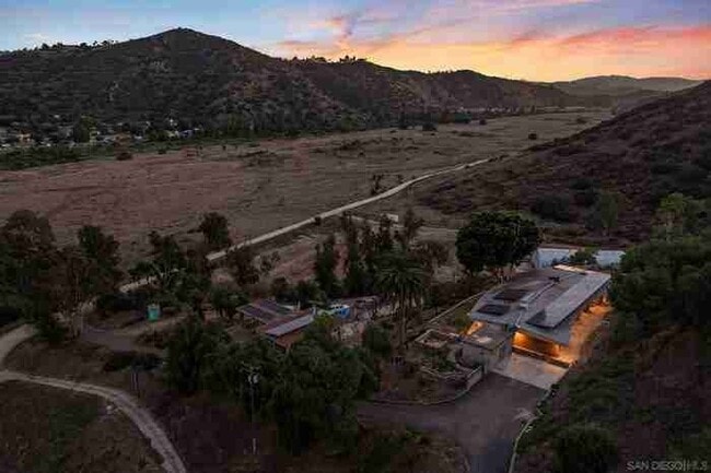 14740 Willow Rd in Lakeside, CA - Building Photo - Building Photo