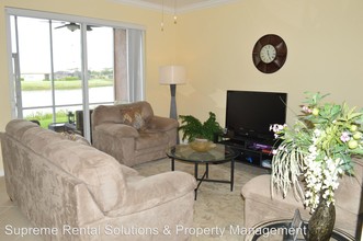 19990 Barletta Ln-Unit -#815 in Estero, FL - Foto de edificio - Building Photo