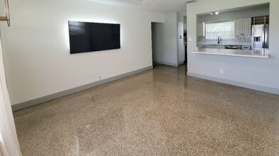 3613 W Oklahoma Ave in Tampa, FL - Building Photo - Building Photo