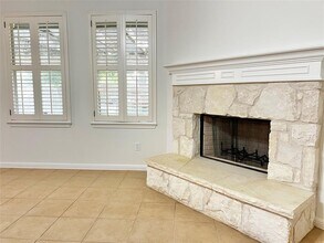 9500 Castle Pines Dr in Austin, TX - Building Photo - Building Photo