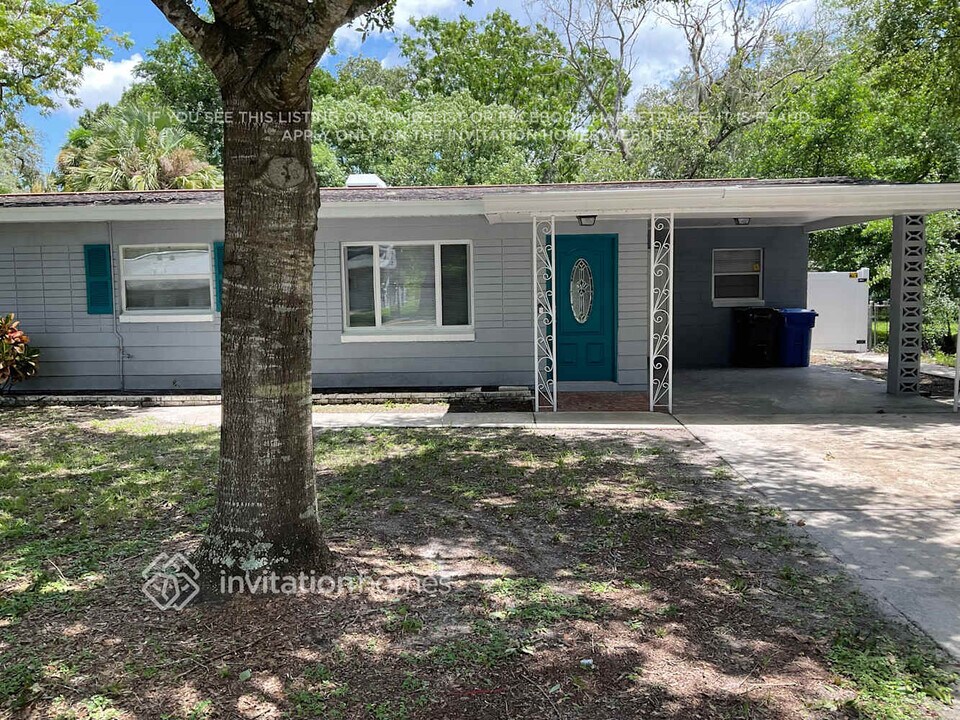 12409 N Rome Ave in Tampa, FL - Building Photo