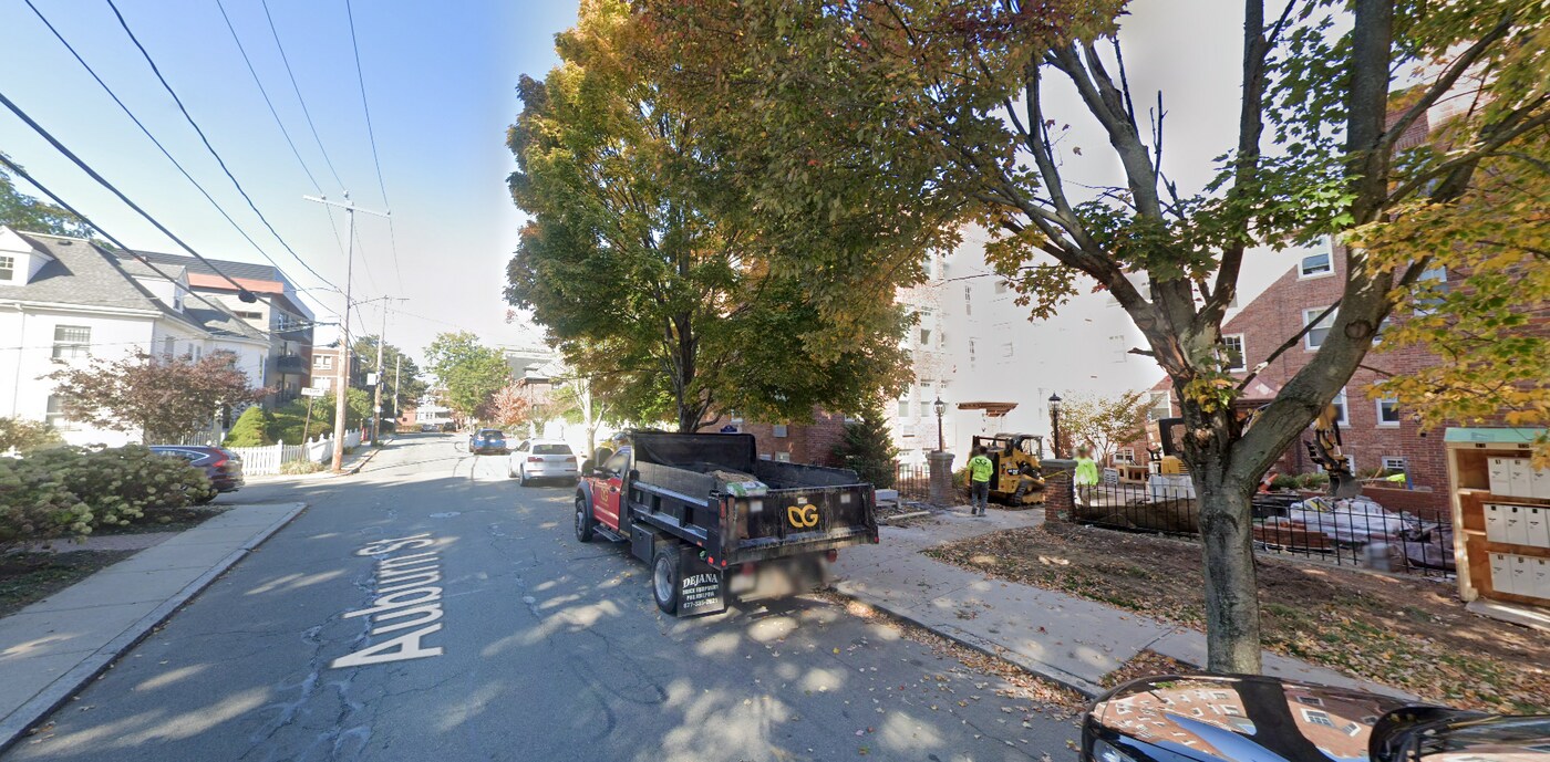 41 Auburn St in Brookline, MA - Building Photo
