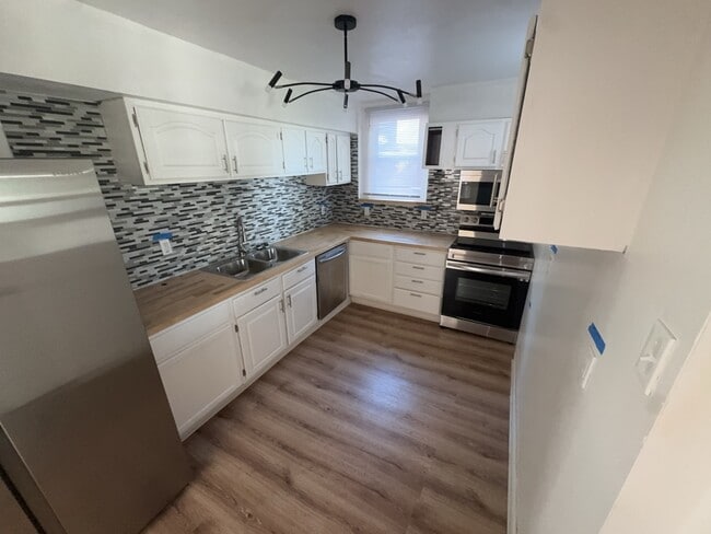 property at 6740 Robbins Ave