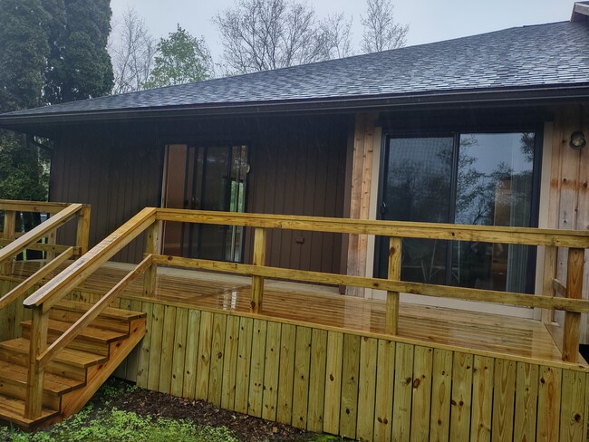 8620 Salt Springs Rd in Manlius, NY - Building Photo - Building Photo