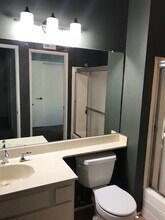 486 Serento Cir, Unit 486 in Thousand Oaks, CA - Building Photo - Building Photo