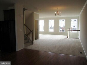 41836 Diabase Square in Aldie, VA - Building Photo - Building Photo