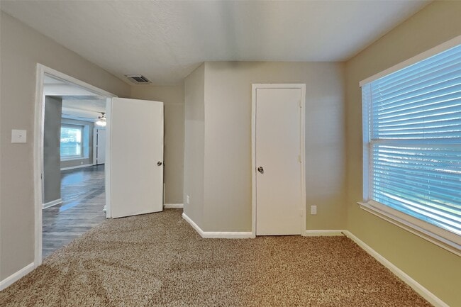 property at 7750 Shavano Ln