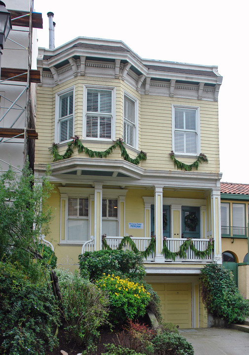 1075 Vallejo St in San Francisco, CA - Foto de edificio