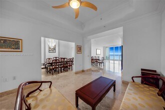704 N Ocean Blvd in Pompano Beach, FL - Building Photo - Building Photo