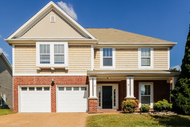 property at 1641 Zurich Dr