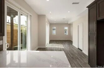 14412 Yukon Ave in Hawthorne, CA - Foto de edificio - Building Photo