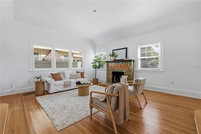 918 45th St N in St. Petersburg, FL - Building Photo - Building Photo