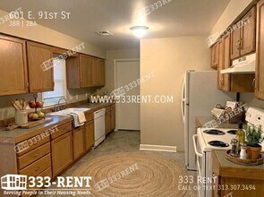 601 E 91st St in Kansas City, MO - Foto de edificio - Building Photo