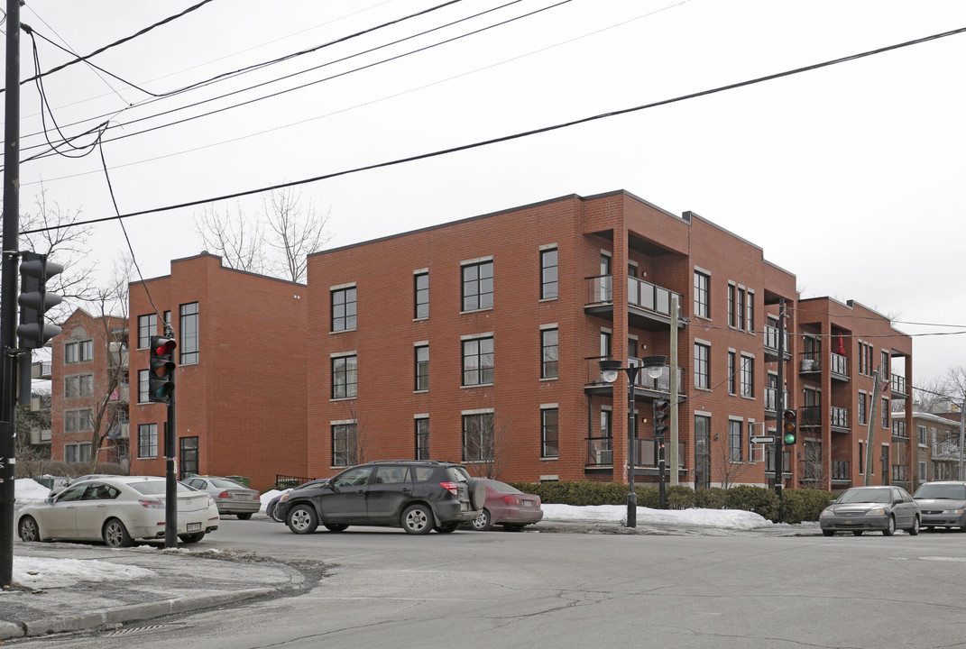 2900-2918 Bedford in Montréal, QC - Building Photo