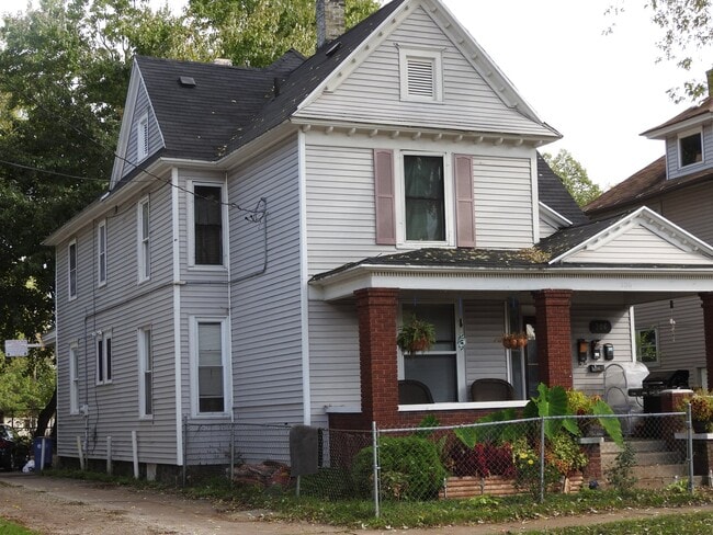306 Gold Ave NW