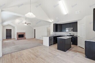 422 Greenhaven Dr in Seagoville, TX - Building Photo - Building Photo