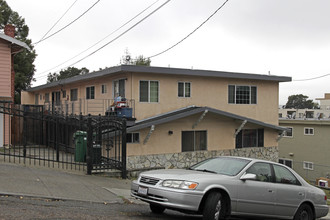 3231 Prentiss St in Oakland, CA - Building Photo - Building Photo